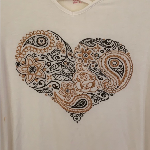 Sweater with heart design - Picture 4 of 4